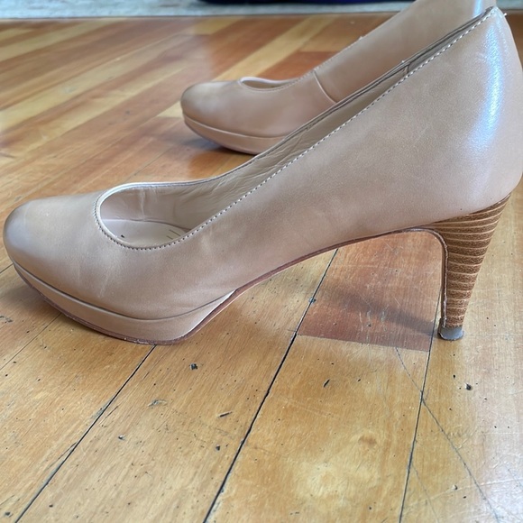 Nude Cole Haan Pump with Nike Air Sole - Picture 5 of 5